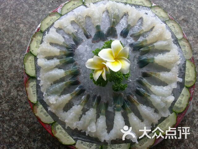 罗氏虾刺身