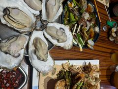 -蚝堡海鲜·威海菜·海肠捞饭·烧烤·亚洲吃蚝公司(幸福门店)