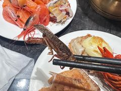 -川骄海鲜自助(王府井奥莱UP TOWN店原世界之花店)