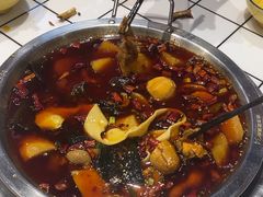 -晓彭肥肠鸡·泡椒鸡火锅(水木天地店)