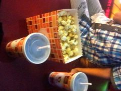 -万达影城(凯旋城广场XLAND店)