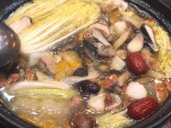 菌临天下-香巴拉云南餐厅(华莱坞店)