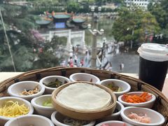 -包整·丝娃娃(一览甲秀楼风景店)