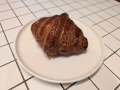 -VERIE BAKEHOUSE