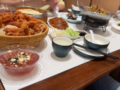 -梅利汴京烤鸭•开封豫菜地标店(东大街店)