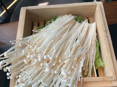 金针菇-大隐·成都火锅Bistro(合生麒麟新天地店)