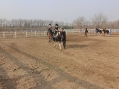 -月河湾马术俱乐部(朝阳店)