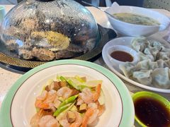 -巧克力渔家.小船海鲜胶东菜(万平口店)