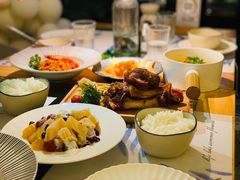 -春树下·树屋花房西餐厅(罍街AS1980店)