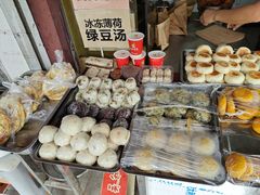 -钱记包子糕团