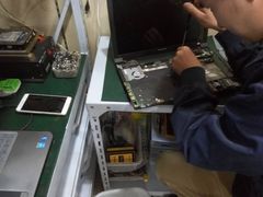 -鸿准通信科技·忠诚手机电脑维修中心(三林店)