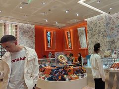-VENCHI 闻绮(上海佛罗伦萨小镇店)