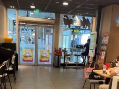 -麦当劳(轻轨曹杨路店)