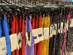 -lululemon(比斯特购物村店)