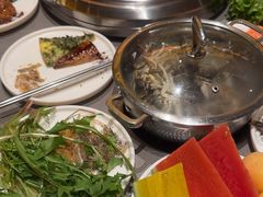 -黑金·寻焰自助百汇·烤肉·火锅(中街店)