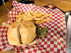 乌玛米双层堡-UMAMI乌玛米披萨·汉堡·清真Halal(红岭北店)