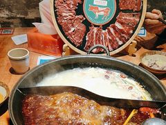 -周小明火锅(黑金冠社区店)