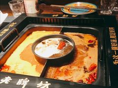 -老牌坊云南鱼豆花火锅(哈西万达店)