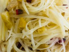 酸辣土豆丝-辣螃铠盆盆蟹大排档(总店)