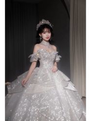 -不晚国际婚纱礼服