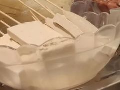 豆腐-轩于鲜旋转小火锅(天虹商场木渎店)
