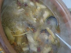 -威邵鸡煲(西华路总店)