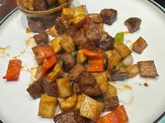 -东来菜馆•手抓海鲜家常菜•海鲜锅贴(鸽子窝店)