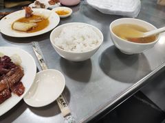 -华香鹅快餐店