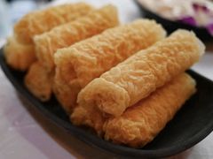 -鲜入围煮花胶鸡海鲜火锅