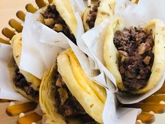 精品驴肉火烧-闫家驴肉老店(华电一校店)