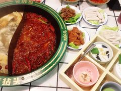 麻辣鸳鸯锅底-有拈头成都市井火锅(柳市店)