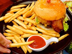 -1886德国汽车餐厅(外滩中央店)