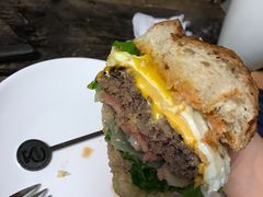 -HIGH FIVE哈福手工汉堡(桂林路店)