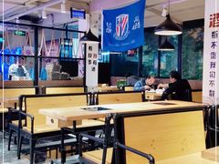 大堂-新疆烧烤王(广灵店)