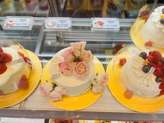 -花花卷卷·鲜食蛋糕(静安久光百货店)