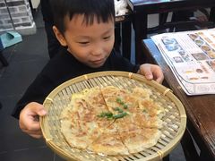 -黑白电视长沙小吃(美林M·LIVE天地东座店)