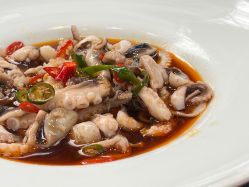 点击看大图 -花家怡园·宴会厅(簋街四合院总店)