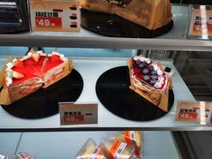 -卷们·现制生日蛋糕·蓝风车动物奶油(金源店)