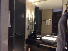 -广州天河希尔顿酒店