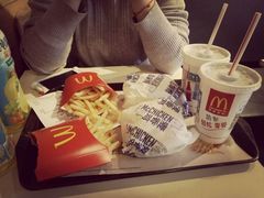 -麦当劳(金狮广场店)