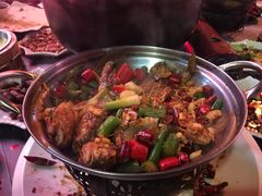 干锅小黄鱼-陈帅夜排档·龙虾·炒菜·烤串(世茂店)