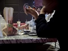 -蓝乐光量贩KTV(浦东禹悦汇店)