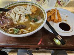 -金杨拉面王小吃面馆·牛三宝面·红烧牛肉粉