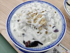 -黄氏水牛奶甜品世家(空港新天地店)