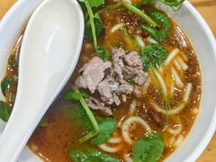 -三千粉牛肉米粉(来客茂店)