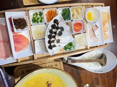 -芸南道·过桥米线(昆明老街旗舰店)