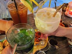-SISTERS BAR RESTAURANT川意酒馆(嘉善老市H楼店)