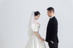 -Mu慕婚纱摄影·超级工作室