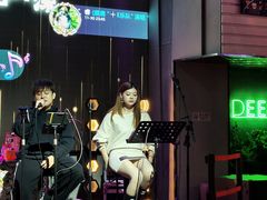 -DEEP·美式餐吧(五棵松华熙LIVE店)