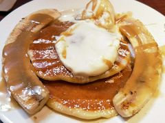 -Pancakes on the rocks(Darling Harbour)